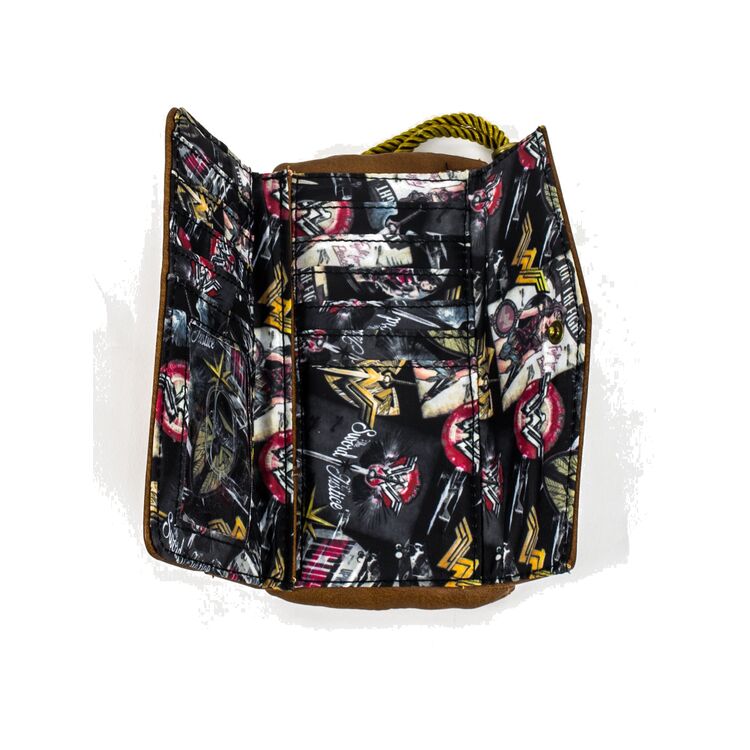 Product Wonder Woman Zip Wallet image