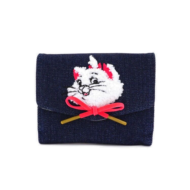 Product Loungefly Disney Marie Wallet image
