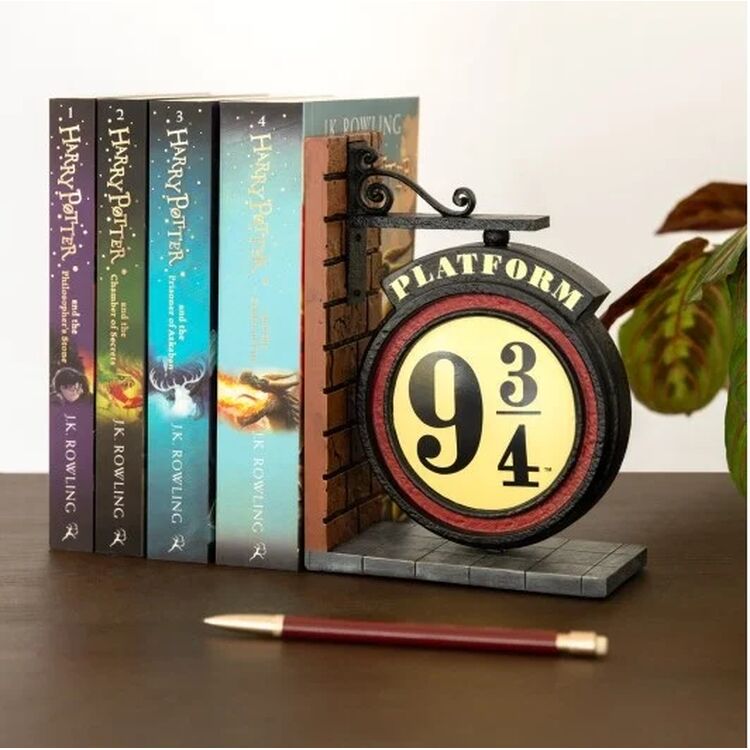 Product Harry Potter Platform 9 3/4 Bookend image
