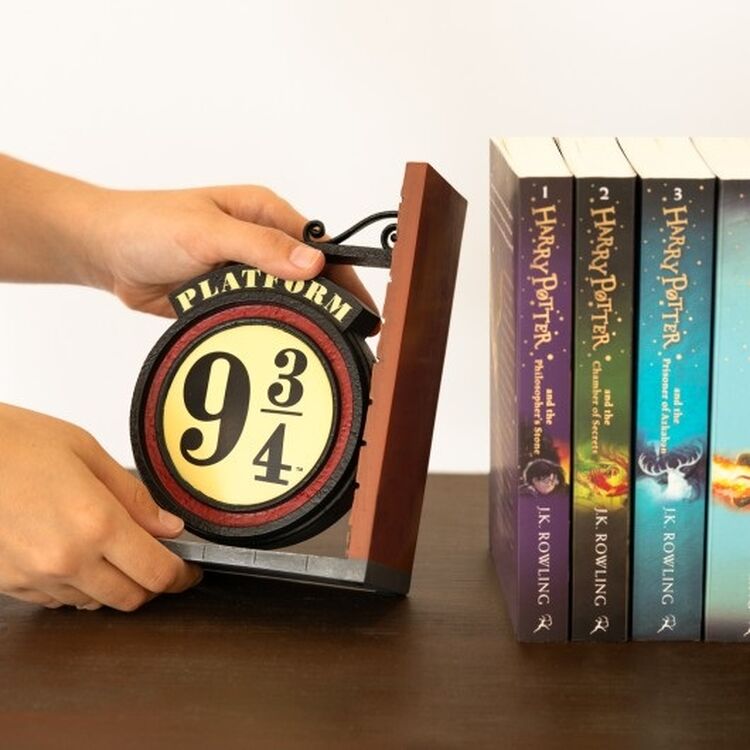 Product Harry Potter Platform 9 3/4 Bookend image