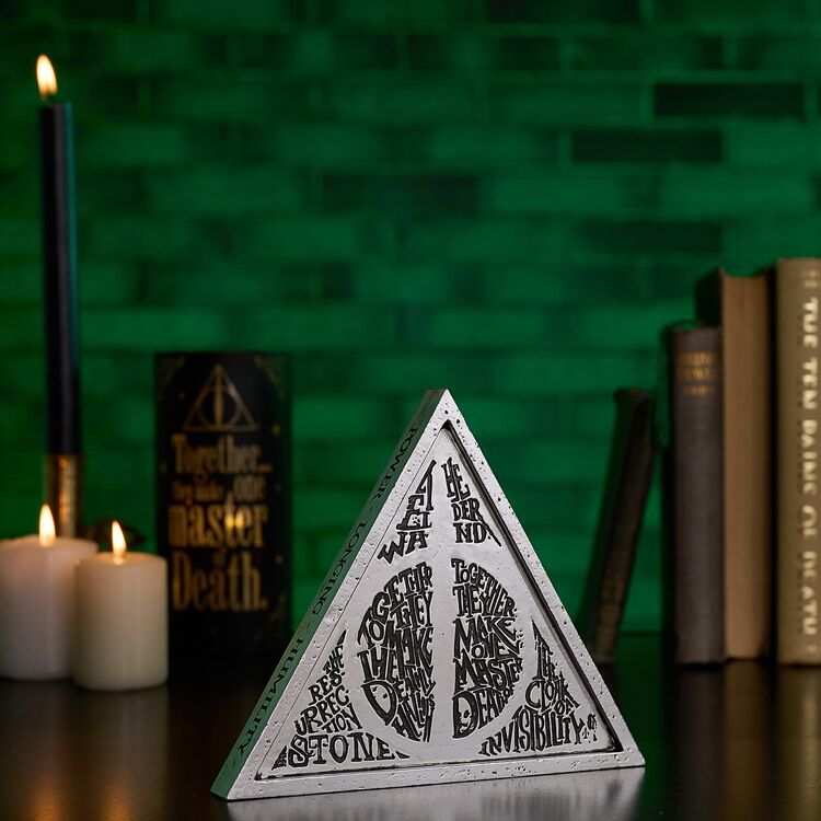 Product Harry Potter Dark Arts Triangle Deathly Hallows image