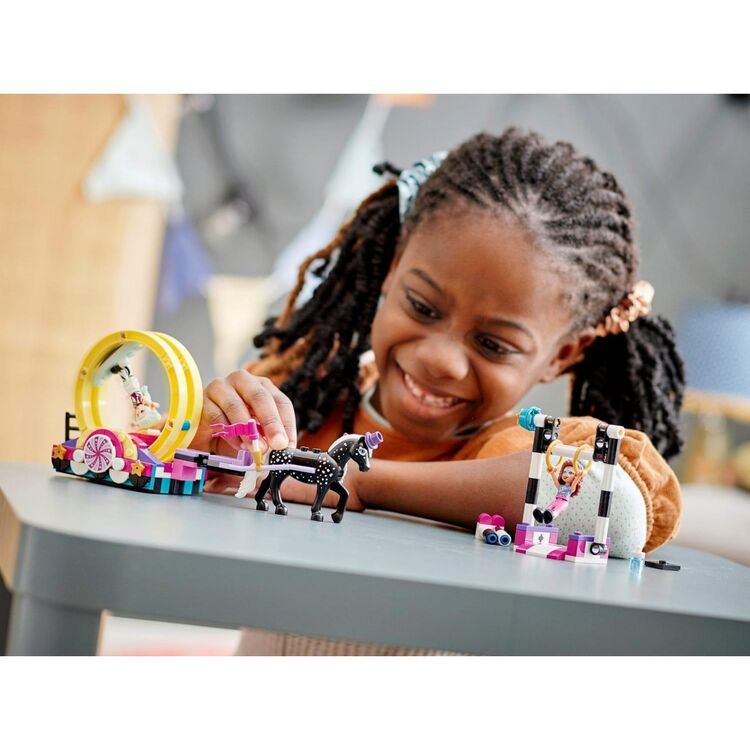 Product LEGO® Friends: Magical Acrobatics V29 (41686) image
