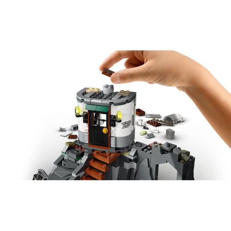Product LEGO® Hidden Side: The Lighthouse of Darkness (70431) image