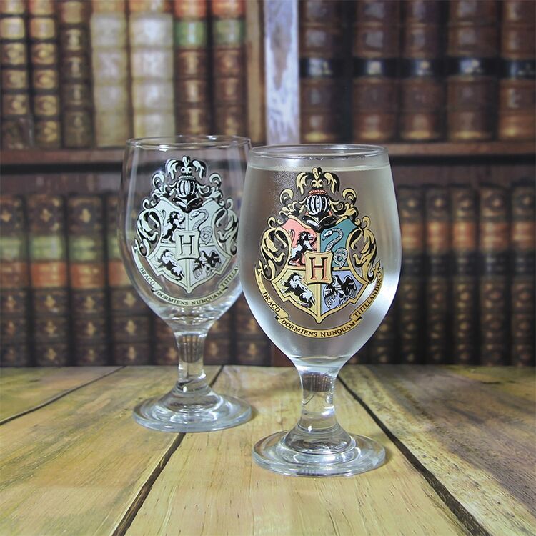 Product Hogwarts Colour Change Water Glass image