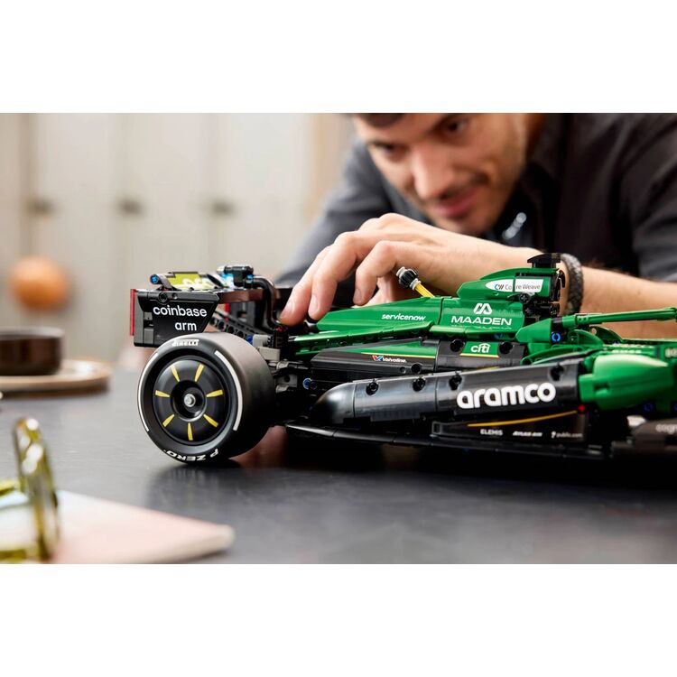 Product LEGO® Technic: Aston Martin Aramco AMR25 F1® Car  (42240) image