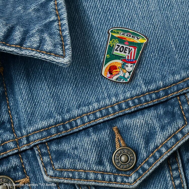 Product Καρφίτσα K- Pop Demon Hunters Zoey Hamburger Noodles Pin image