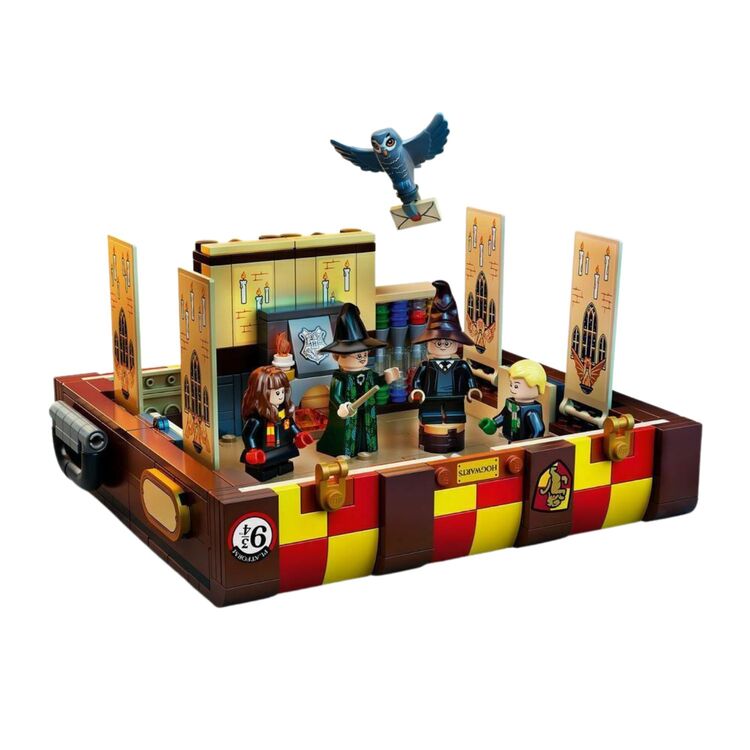 Product LEGO® Harry Potter™: Hogwarts™ Magical Trunk (76399) image