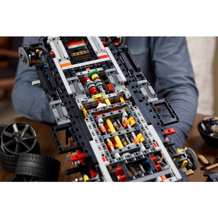 Product LEGO® Technic: Koenigsegg Sadair's Spear Megacar  (42232) image