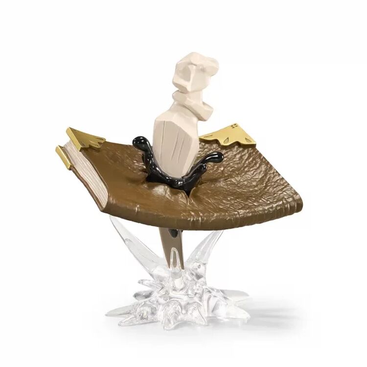 Product Prop-Ups Harry Potter Tom Riddle's Diary & Basilisk Fang image