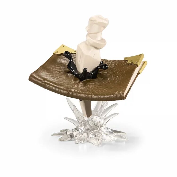 Product Prop-Ups Harry Potter Tom Riddle's Diary & Basilisk Fang image