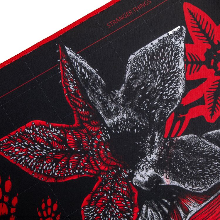 Product Stranger Things Demogorgon Desk Mat image