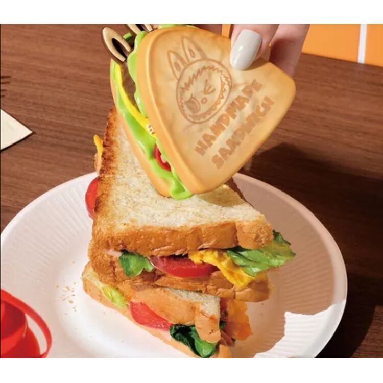 Product Φιγούρα POP MART The Monsters Wacky Mart Series 1τμχ Τυχαία Επιλογή image